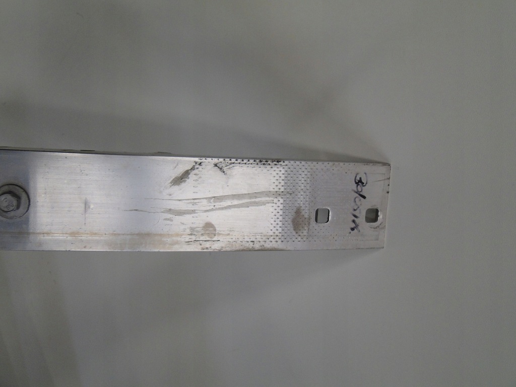 фото №8, Mercedes балка бампера передняя glk x204 w204 e klasa 212 w212 a2046205534