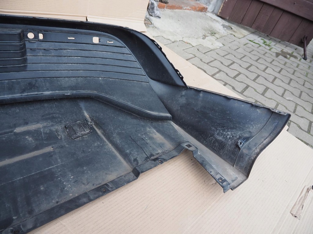 фото №16, Porsche taycan диффузор бампер задняя накладка