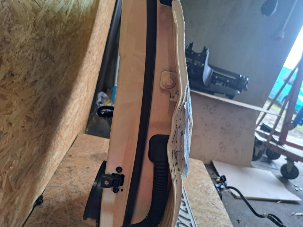 фото №4, Mercedes w247 b-klasa двері ліва задня задні kpl