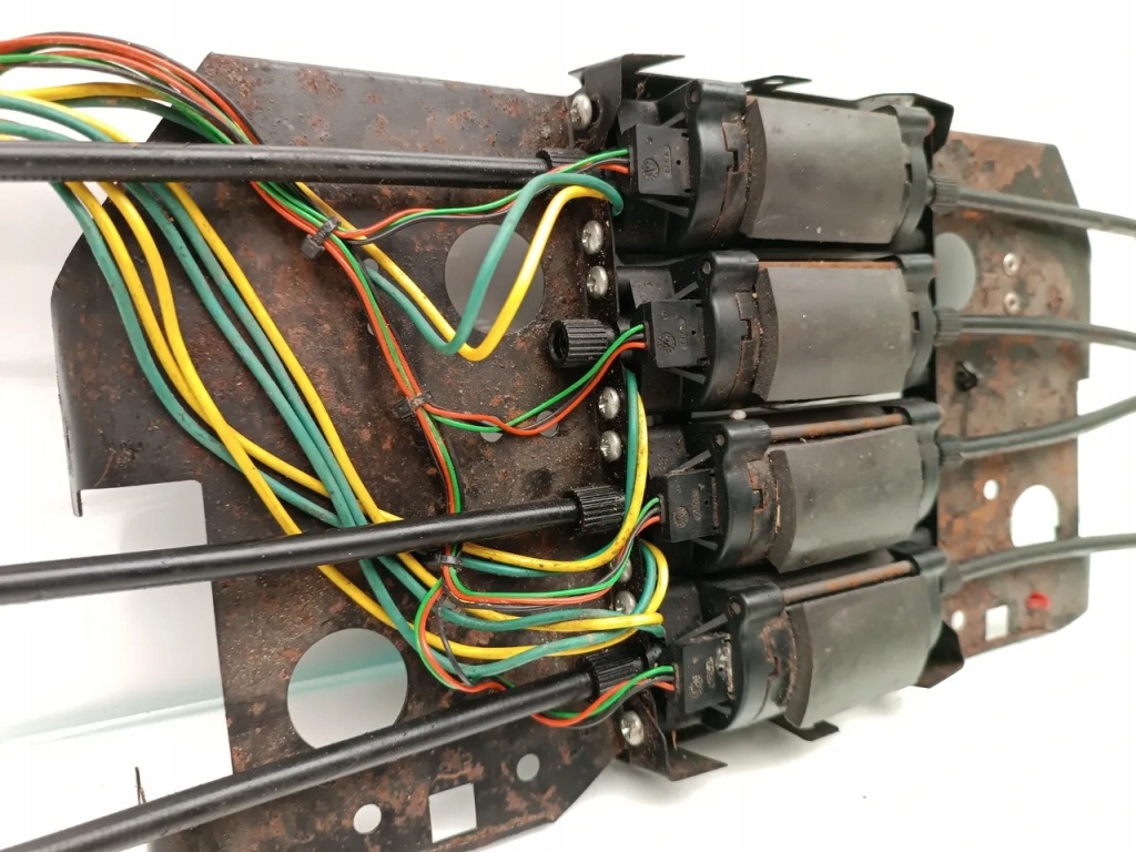 фото №13, Bentley arnage моторчик регулювання сидіння лівий 2003 седан 560-913-0