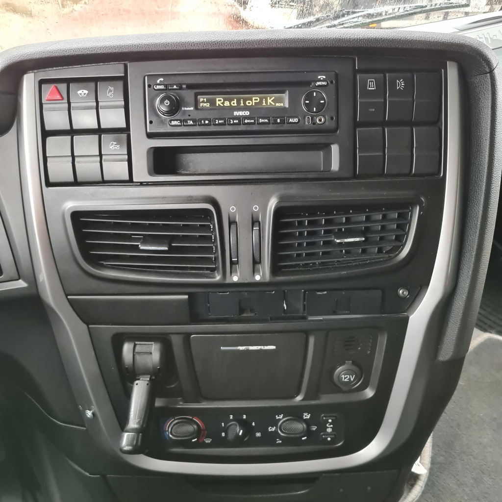 фото №7, Консоль панель приладів приладова iveco stralis hi way