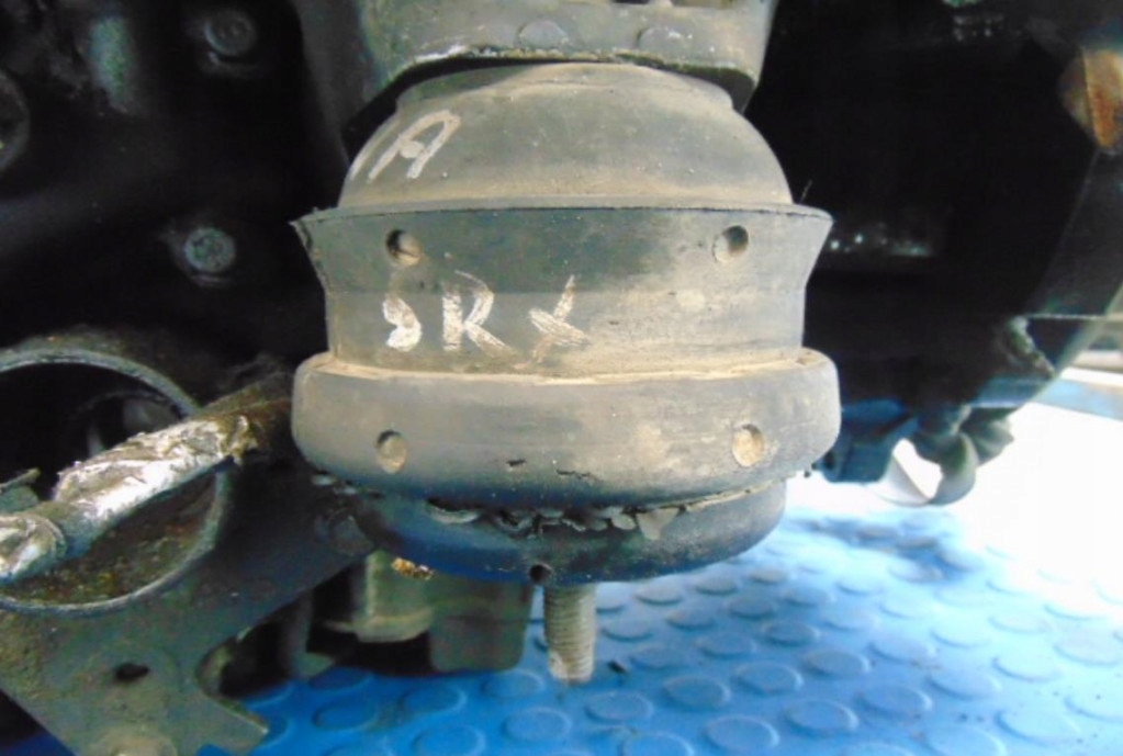 фото №8, Cadillac srx 4.6 v6 двигатель