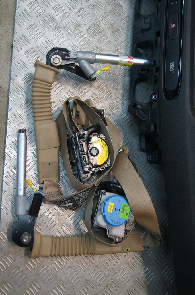 фото №7, Kia sedona подушки безопасности подушка безопасности консоль ремни приборная панель usa