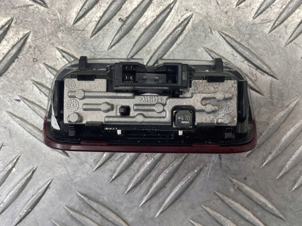 Porsche оригінальний номер 9y0947577b taycan лампа освітлення двері Зі Шроту