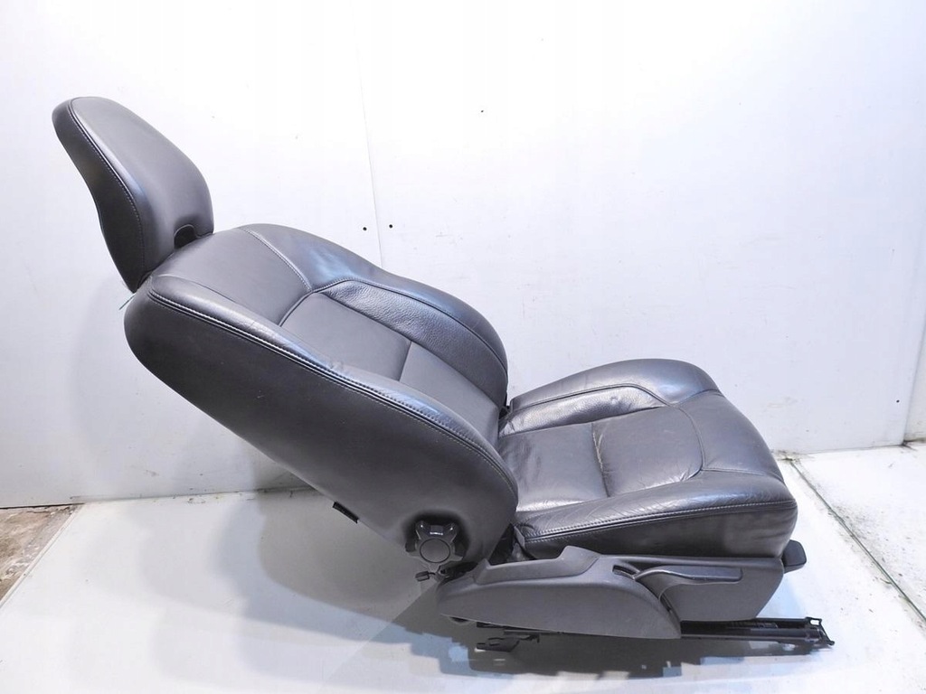 фото №13, Сиденье правый перед подогреваемый volvo v70 iii