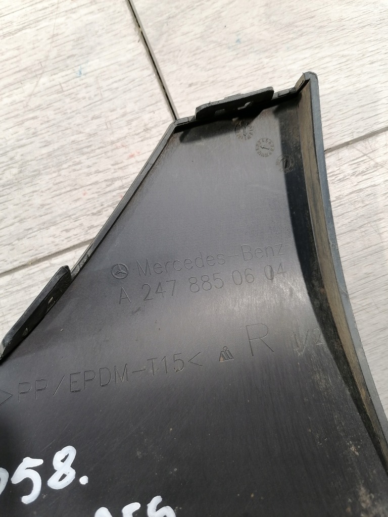 фото №7, Mercedes w247 молдинг бампер правий перед a2478850604