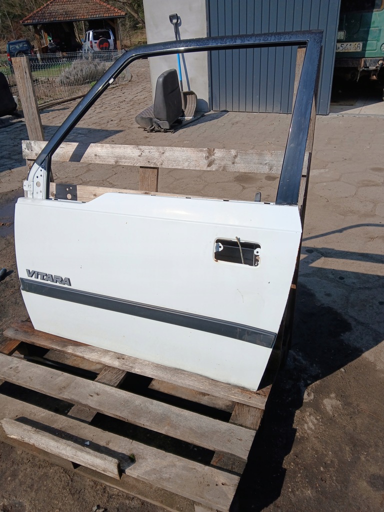 фото №1, Suzuki vitara i 3d дверь левая