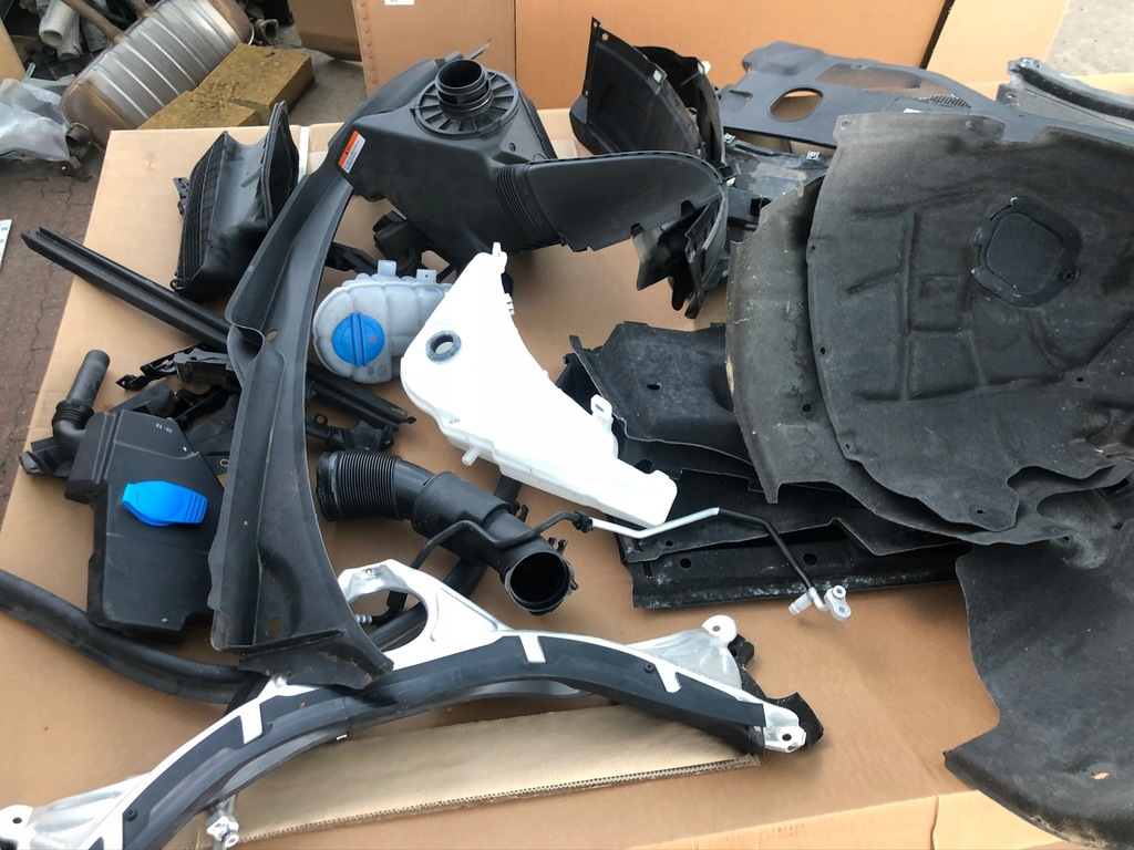 фото №14, Audi a6 c7 3,0 tfsi s-line перед kompletny ls9r