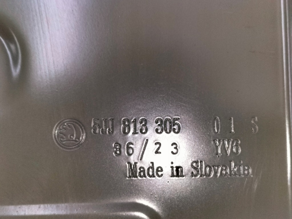 Ремінь задній стіна задній skoda rapid 12- spaceback Недорого