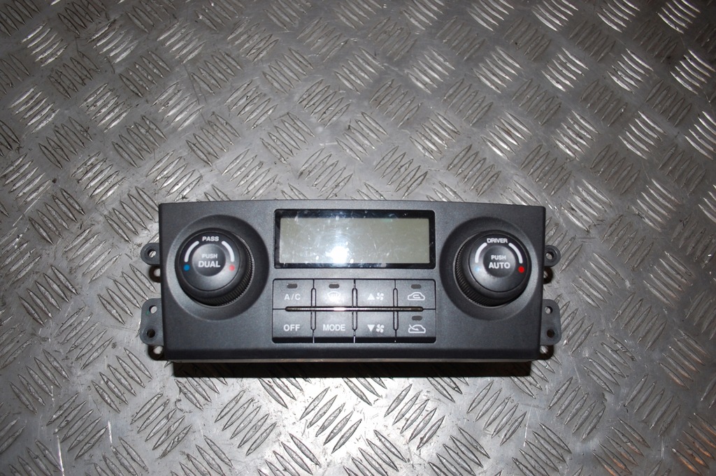 фото №1, Kia sorento панель обдув 97250-3e760