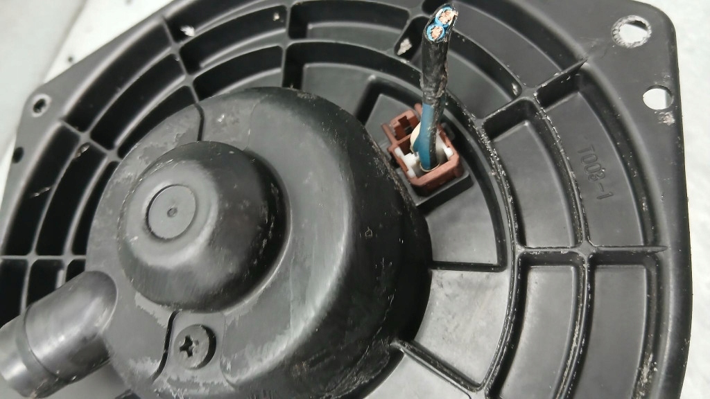 Вентилятор отопителя honda civic vii 1.6b hb 00-05r 8315030352 Оригинал