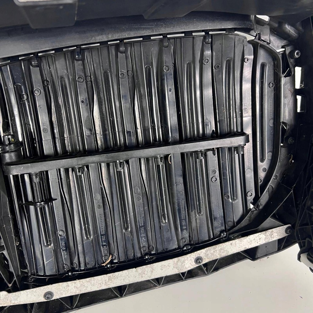 фото №16, Bmw x5 g05 решётка радиатора шторка жалюзи воздуха бампера перед 226775 оригинальный номер