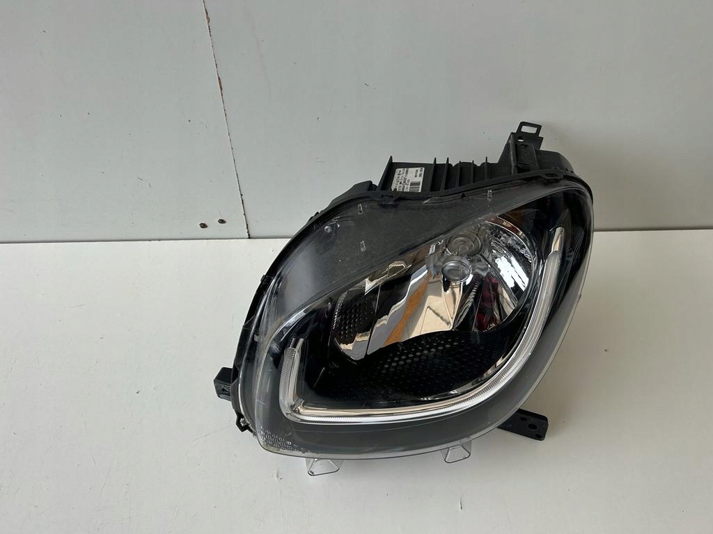 фото №2, Smart fortwo iii 453 лампа левая led 4539066101