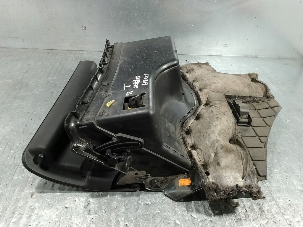 фото №9, Бардачок пассажира skoda superb i 3b1857101 1841915016
