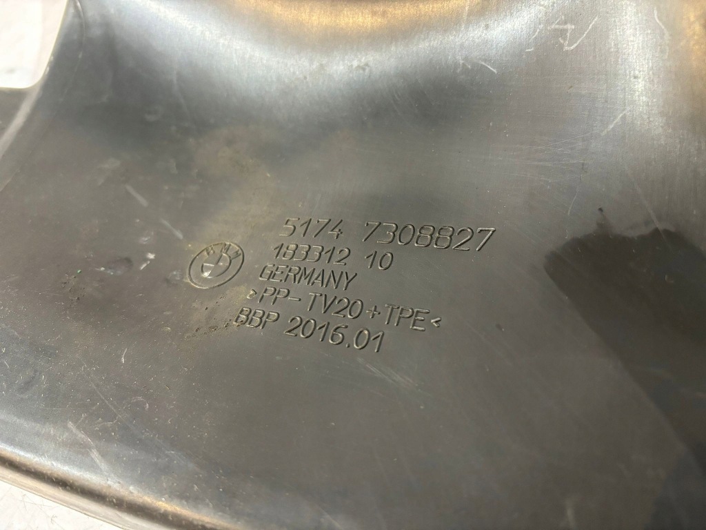 Bmw 7 f11 кермо  повітря 7308827 l - 13827 в Україні