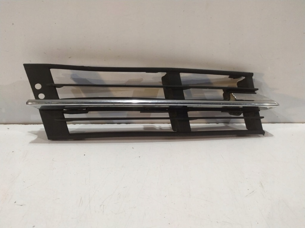 Купити Bmw 7 f01 / f02 lci решітка бампера r - 14265