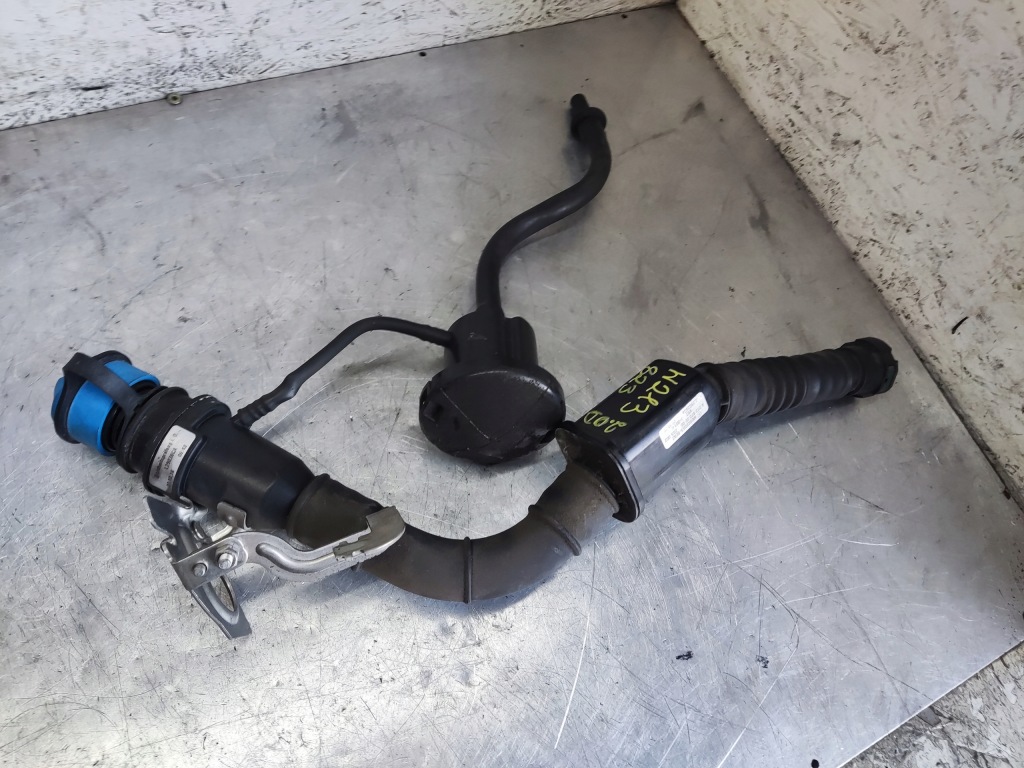 Купить Mercedes e klasa w213 2.0 cdi заливная горловина adblue труба шланг a2134700200