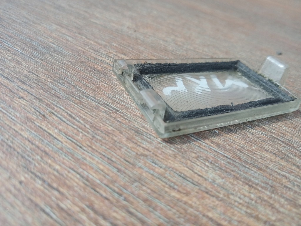 фото №5, Jeep grand cherokee wk 5-10 стекло подсветка номерного знака левая