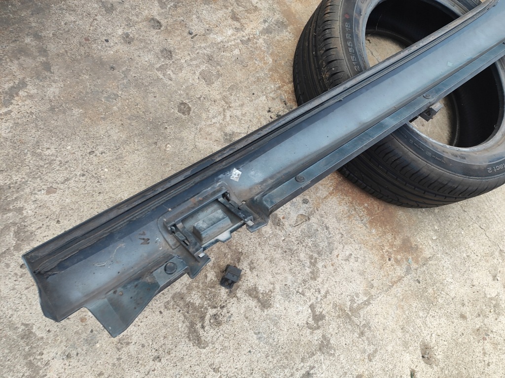 Astra iv j gtc opc line молдинг поріг права 13346648 z22c Ціна