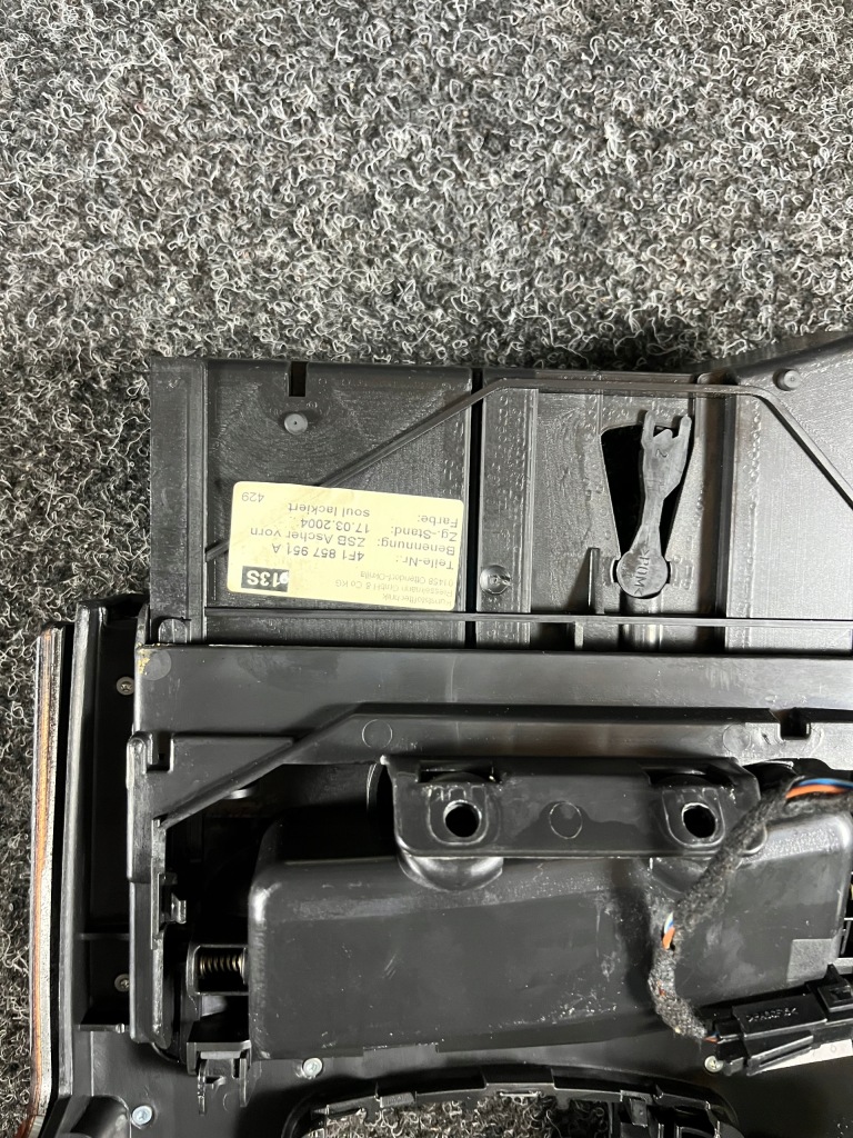 фото №15, Audi a6 c6 панель mmi тунель середній панель  комплект