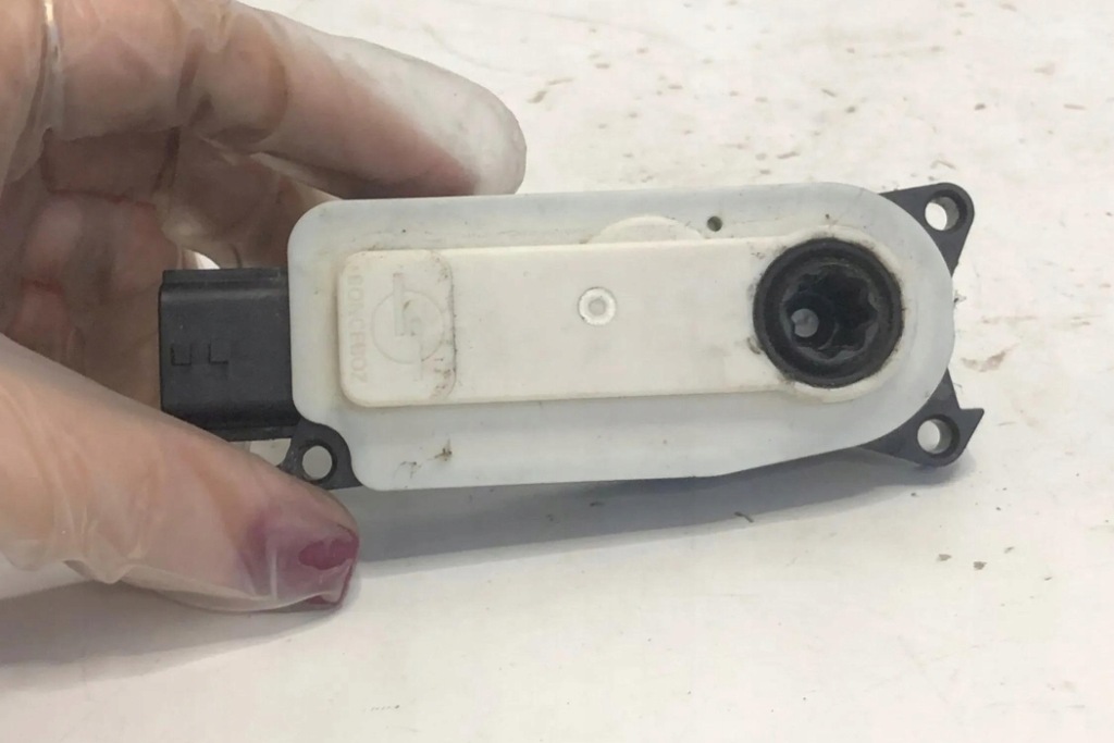 фото №4, Клапаны управляющий отопители renault 6477r1012 1.6l 2024