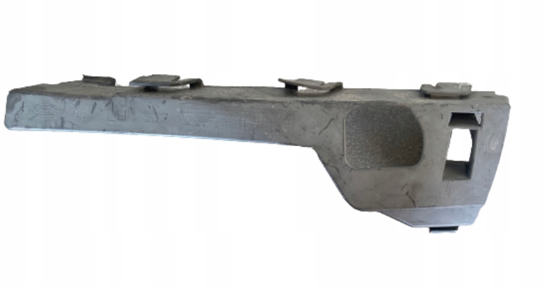 фото №1, Ford focus mkii kombi напрямна бампера задня