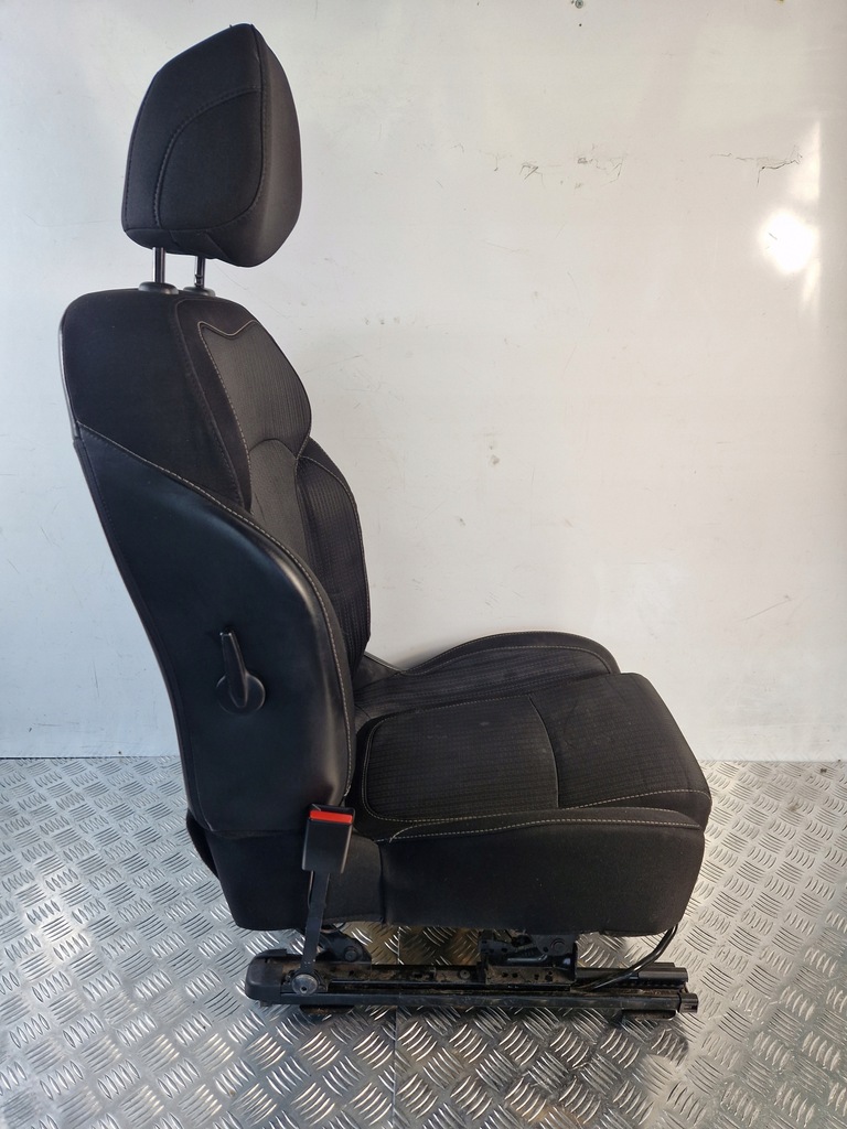 фото №8, Сидіння перед заднє сидіння комплект renault megane iv 4 hb