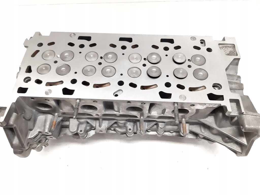 фото №1, Головка восстановленная renault master iii 2.3dci 8200908993 125km