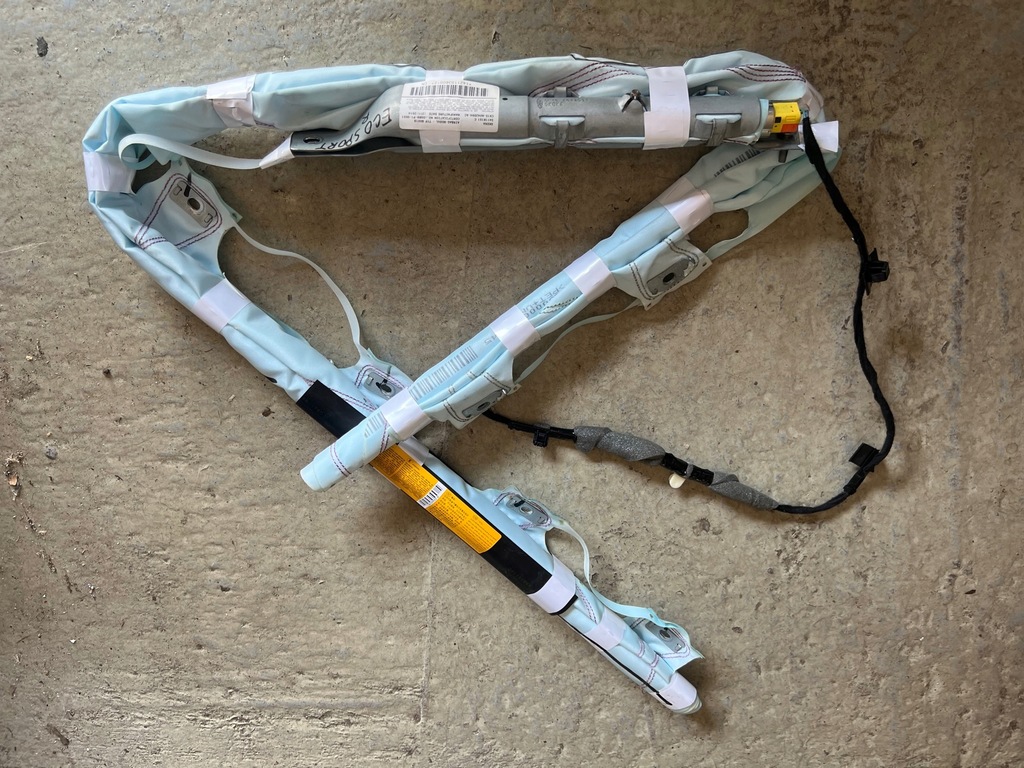 фото №1, Ecosport шторка безопасности кровельная правая 2016r