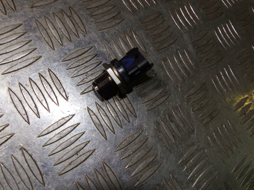 фото №1, Датчик пального renault trafic megane scenic laguna iii 2.0dci 8200610764