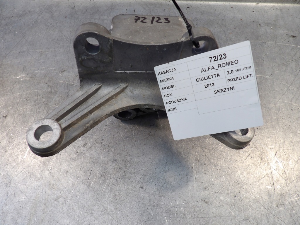 фото №3, Alfa romeo оригінальний номер 51879600 кронштейн подушка двигуна