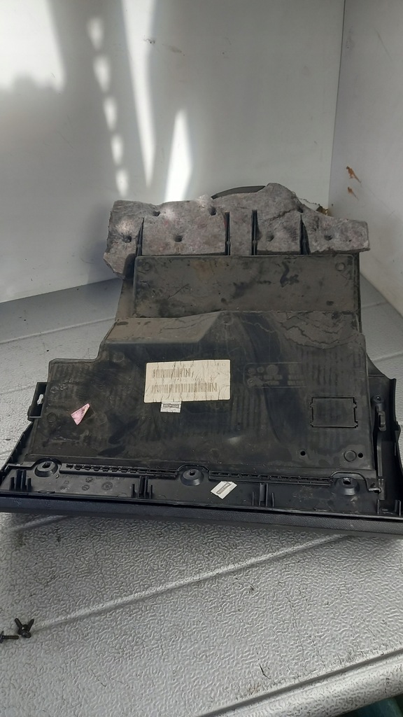 фото №4, Бардачок пассажира skoda fabia combi 05r 1.2b