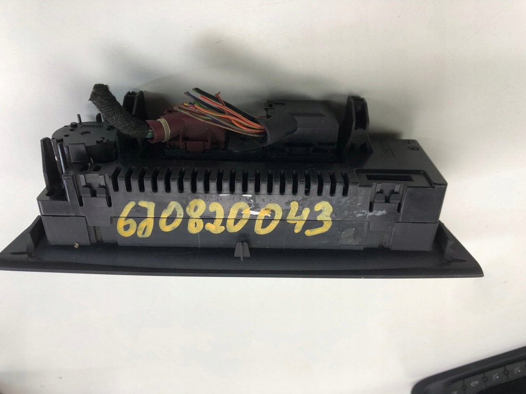 фото №14, Seat ibiza 6j панель блок керування кондиціонера 6j0820043