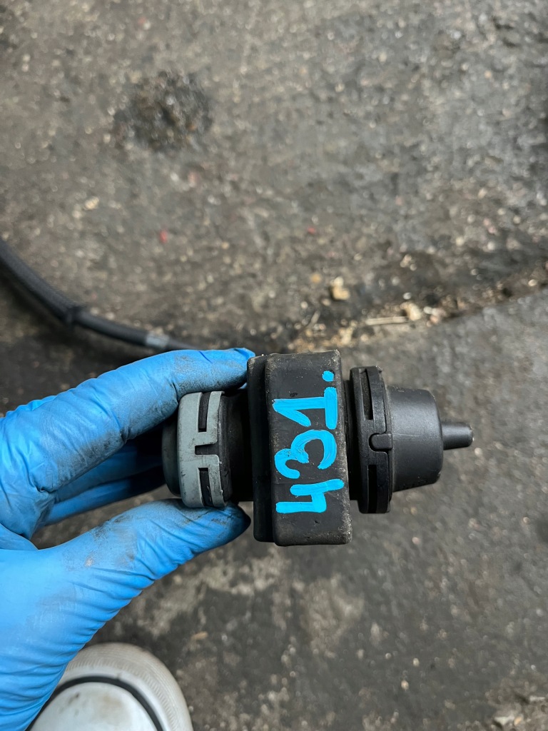 фото №4, 431 renault клапан вакуумa 8200575400