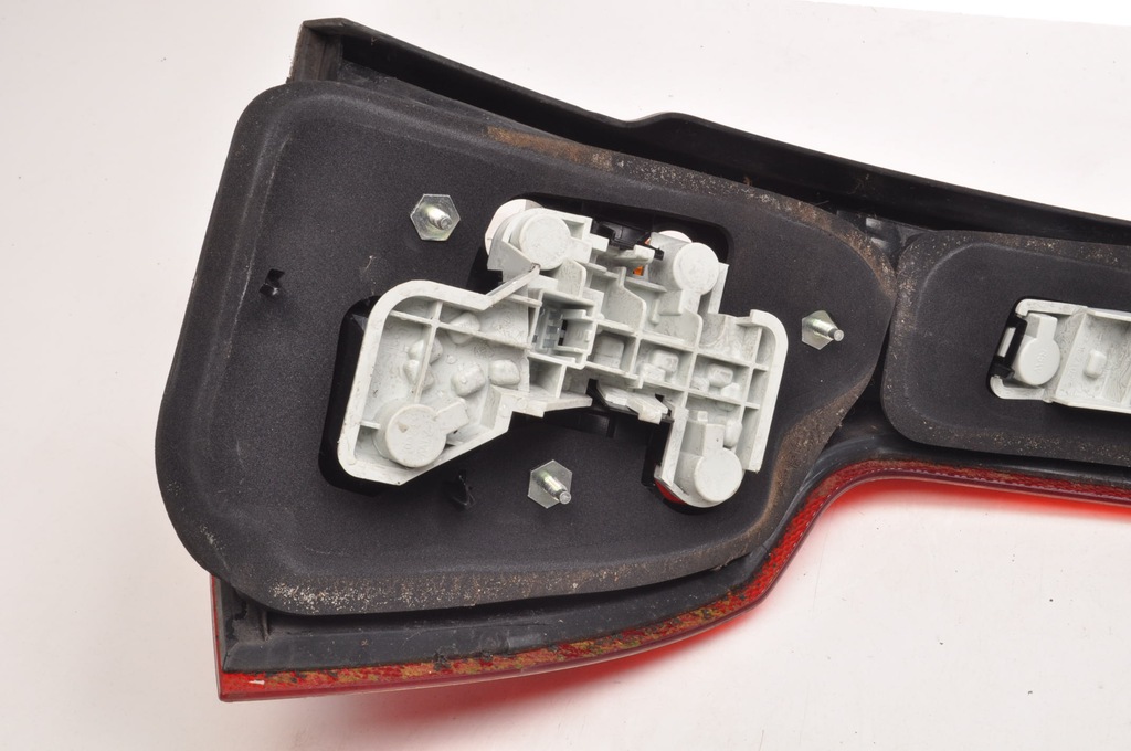 фото №10, Volvo v50 лампа ліва задня лівий задня kombi 30744543 lift