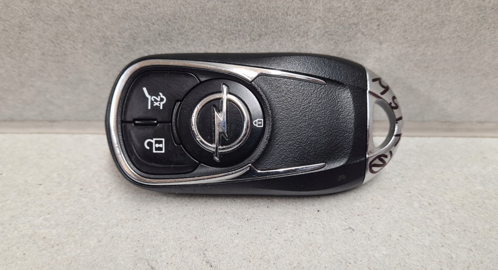 Купить Ключ pilot открывание крышки opel astra v k keyless оригинал