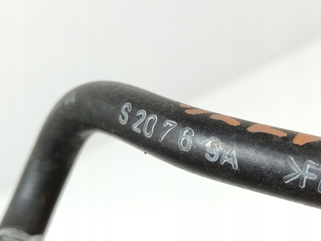 фото №7, S4 b8 шланг топливный 8k0201215l 3.0 tfsi s5 a6