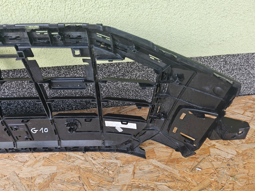 фото №13, Решётка радиатора audi q8 sq8 4m8853651 решётка радиатора радиатора хороший