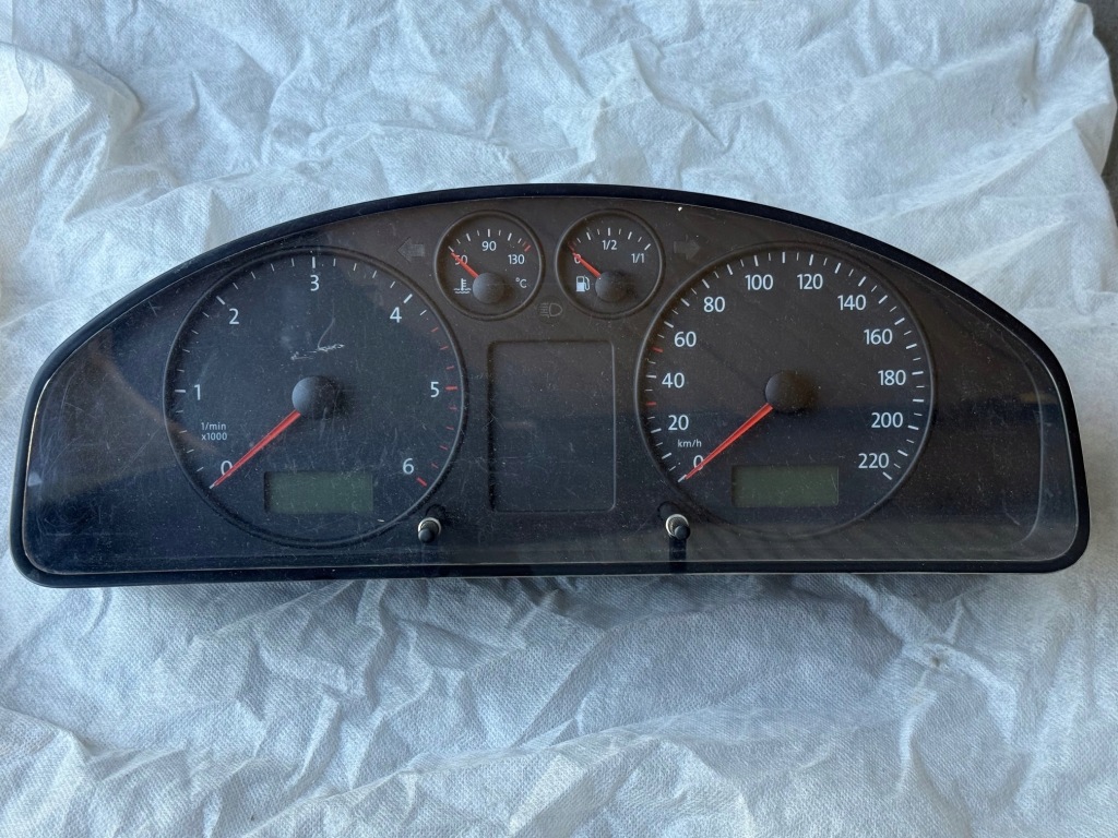 фото №1, Vw transporter t5 1.9 tdi счетчик приборы 7h0920850l