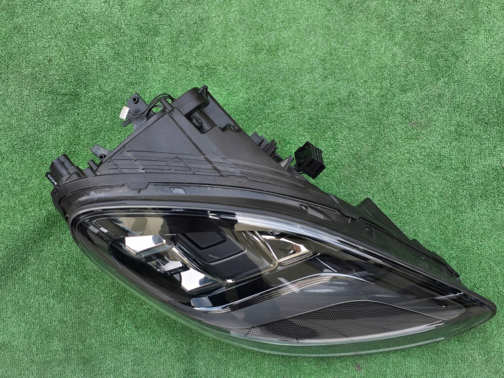 фото №3, Porsche panamera 971 full led лампа передня