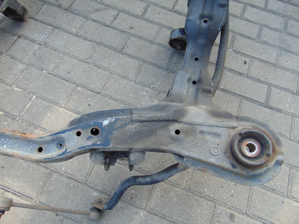 фото №9, Подрамник подрамник подрамник kia sportage 2 ii 2.7 v6 4x4 04r-