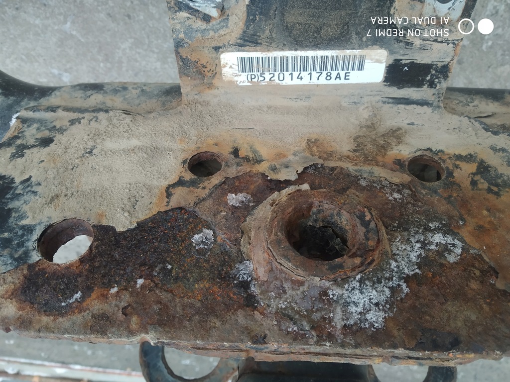 фото №12, Dodge ram 09- балка кронштейн hak буксировочный 52014178ae