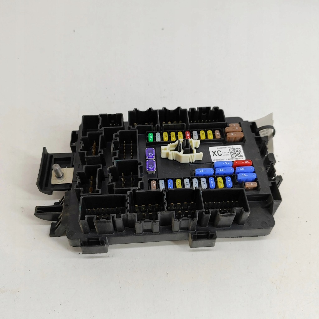 Tesla model x 2017 рамка / модуль запобіжників Доставка