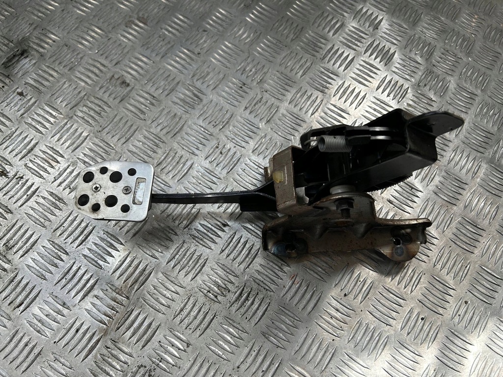 фото №1, Педаль зчеплення dacia sandero ii 465038264r