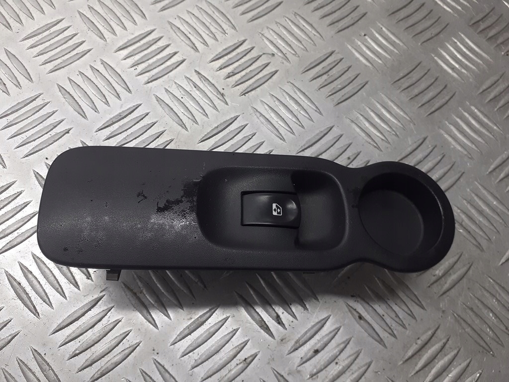 фото №1, Панель управление стекло пассажира правый перед renault modus 8200278436