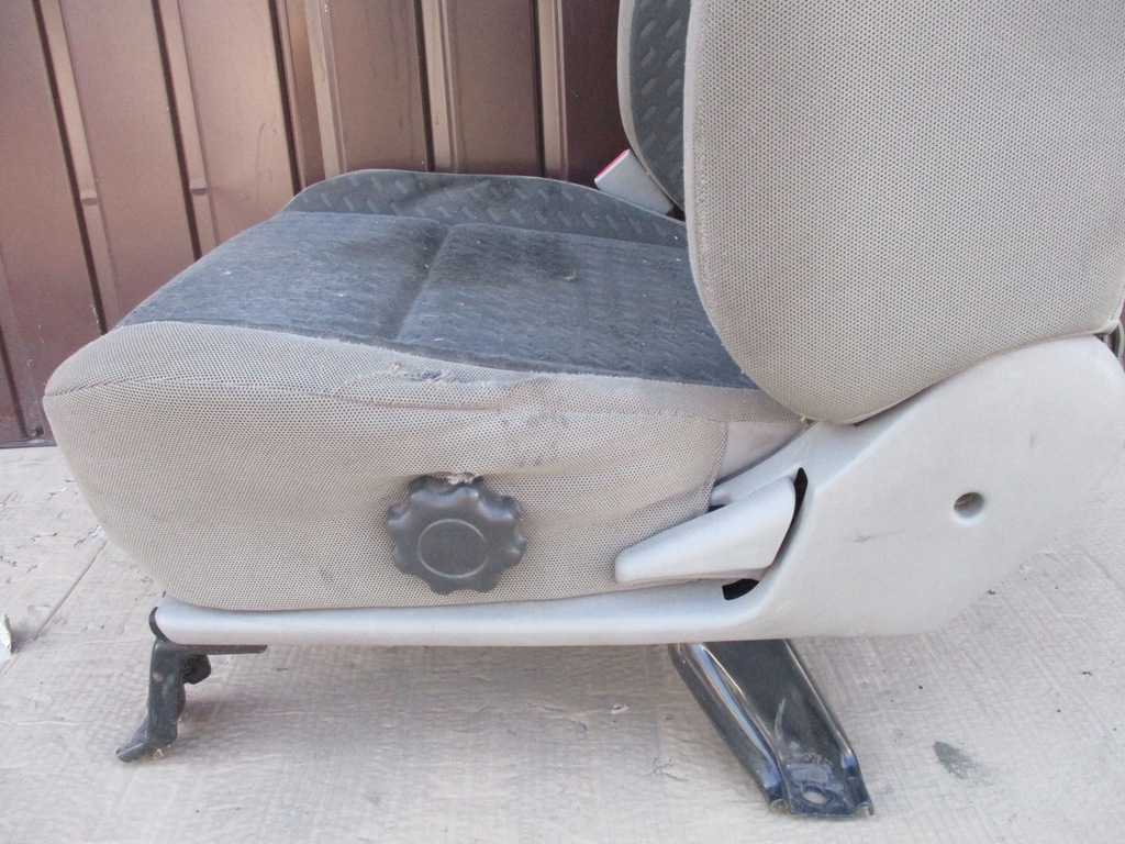 фото №8, Сиденье левый перед nissan x-trail