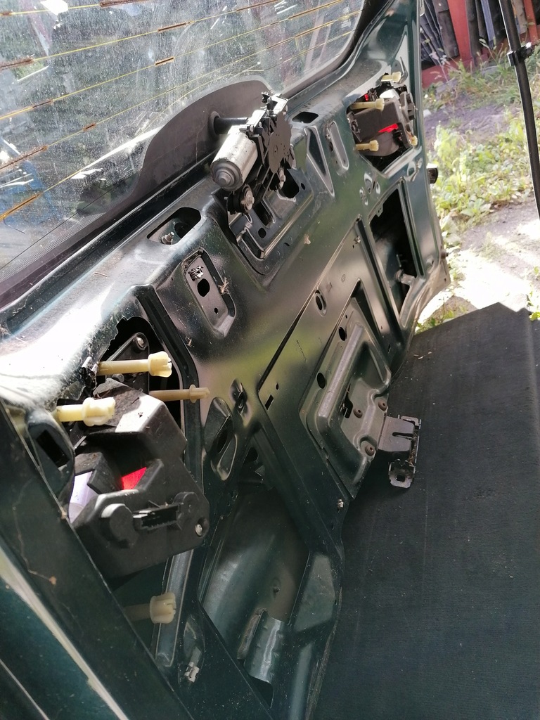 фото №6, 16 ford galaxy 00-05 r комплектная крышка багажника багажника