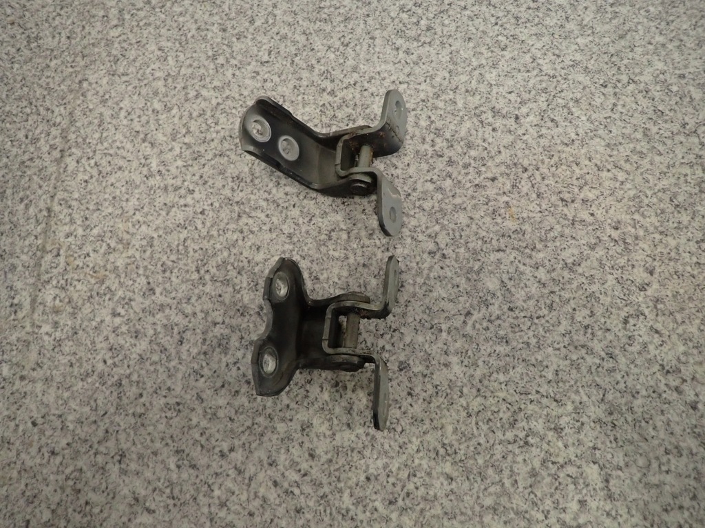 фото №1, Toyota iq 08-12 петля двері правий