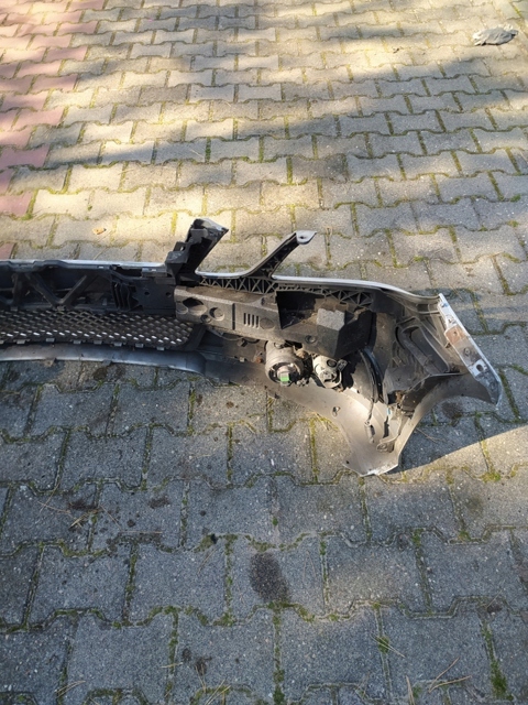 фото №8, Mercedes e klasa w212 бампер bez pdc