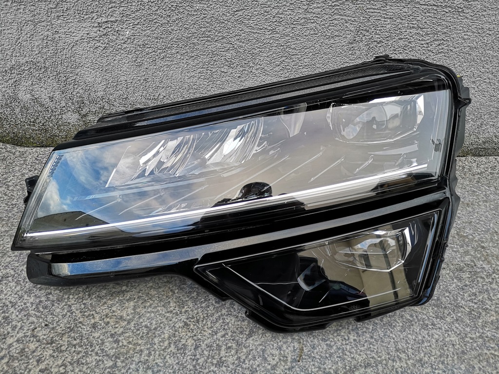 фото №1, Skoda karoq 57b 2107- лампа фара левый full led